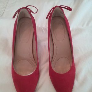 Coach pumps size 8